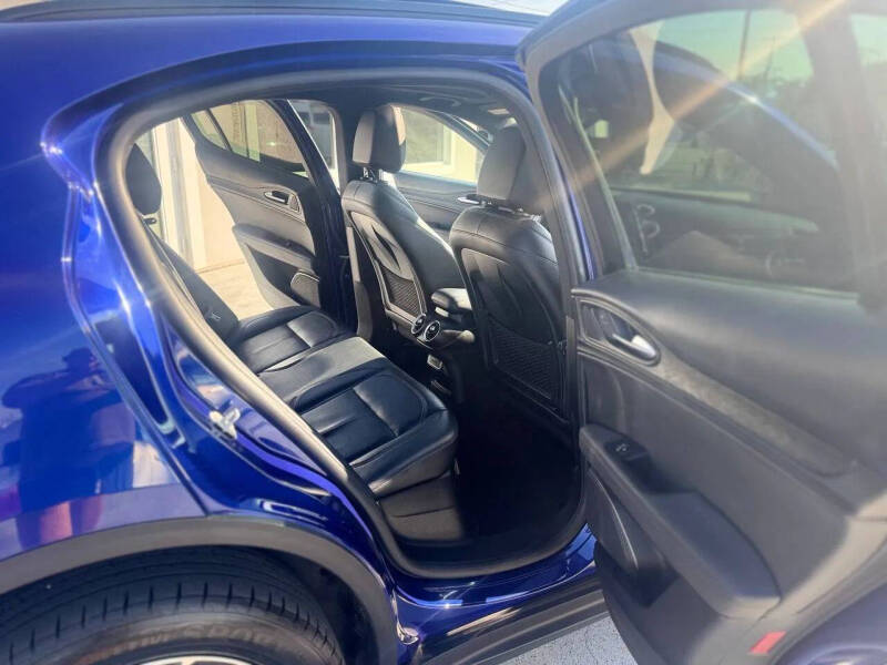 2022 Alfa Romeo Stelvio Sprint