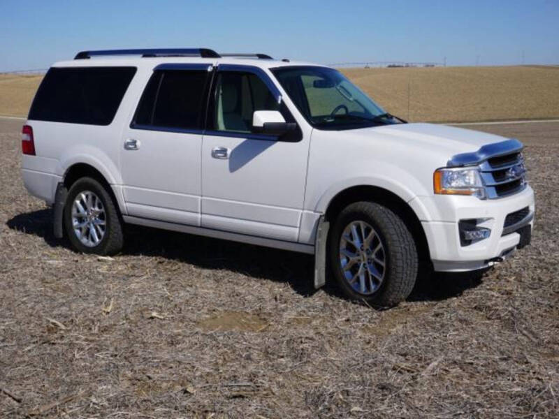 2016 Ford Expedition Limited's photo