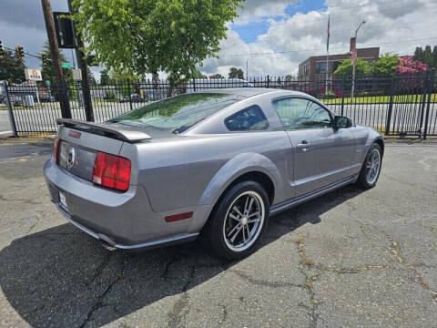 2006 Ford Mustang GT Deluxe