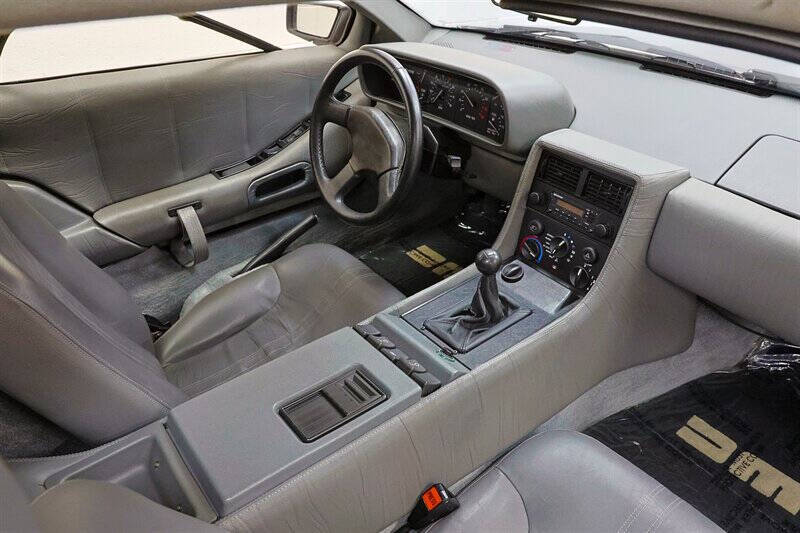 1982 DeLorean DMC-12