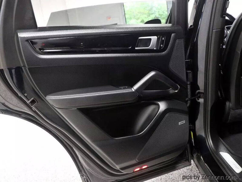 2020 Porsche Cayenne S