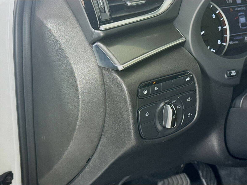 2025 Infiniti QX55 Essential