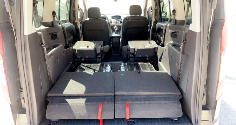 2016 Ford Transit Connect XLT photo 17