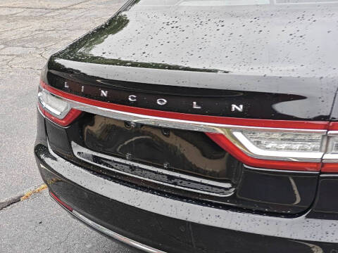 2018 Lincoln Continental Select