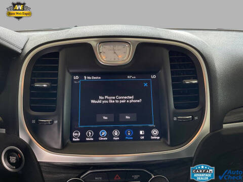 2019 Chrysler 300 Touring