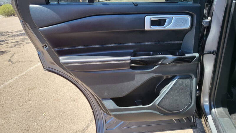 2023 Ford Explorer ST