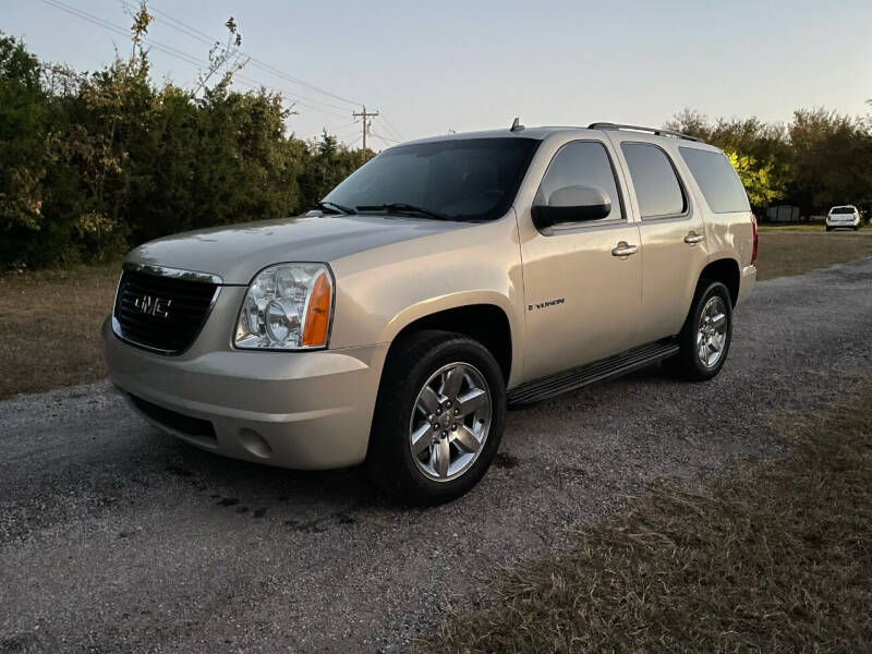 2007 GMC Yukon for sale at The Car Shed in Burleson TX