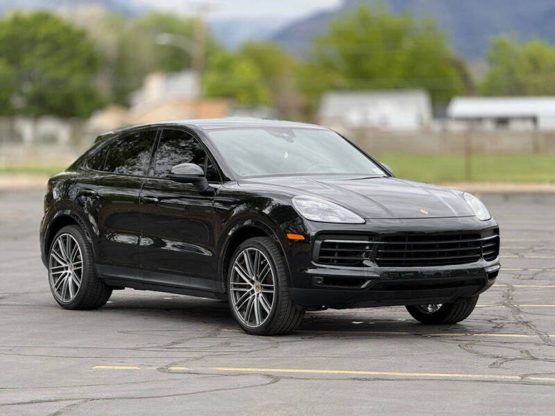 2020 Porsche Cayenne Coupe
