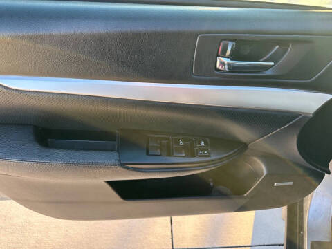 2011 Subaru Outback 2.5i Limited