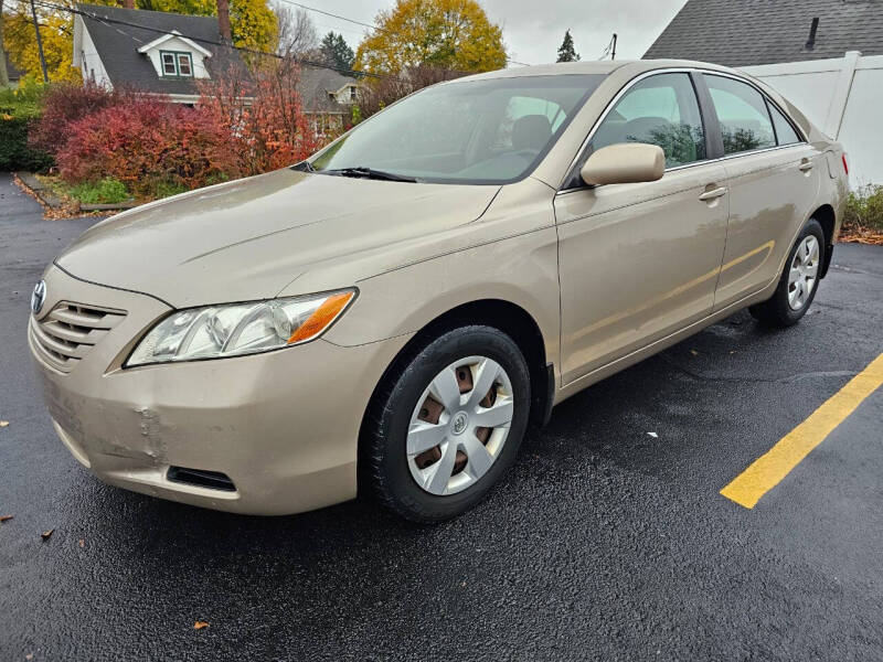 2008 Toyota Camry LE photo 2