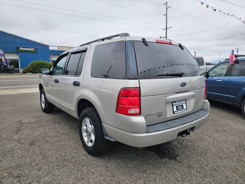 2004 Ford Explorer XLT