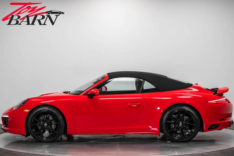 2018 Porsche 911 Carrera