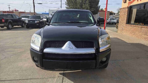 2006 Mitsubishi Raider XLS