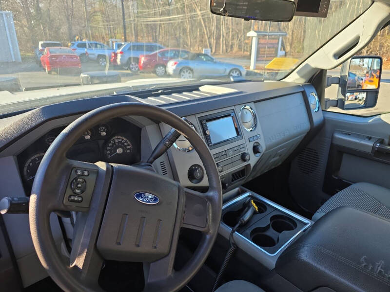 2011 Ford F-250 Super Duty XLT
