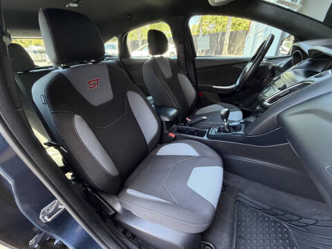 2018 Ford Focus ST