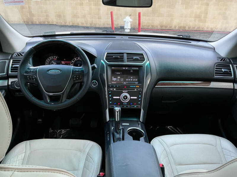 2016 Ford Explorer Platinum