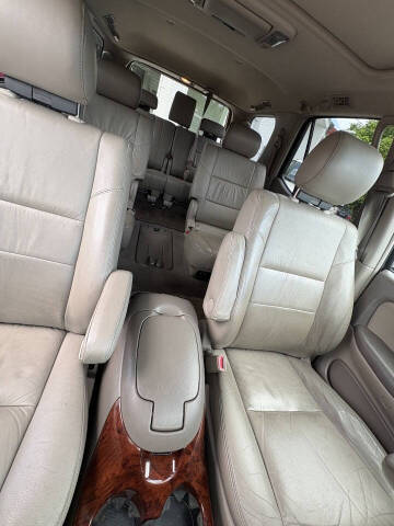 2005 Toyota Sequoia Limited