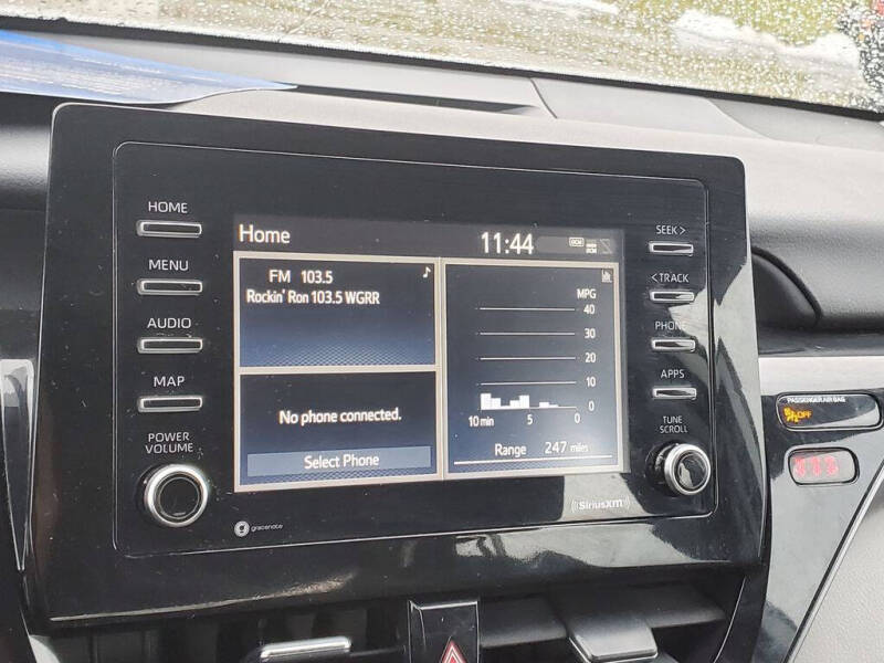 2022 Toyota Camry LE