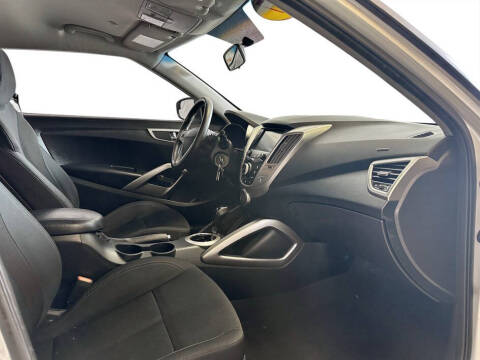 2017 Hyundai Veloster