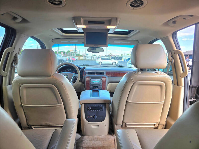 2013 Chevrolet Suburban LTZ
