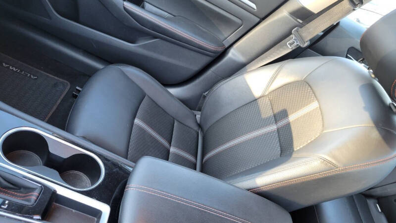 2024 Nissan Altima 2.5 SR