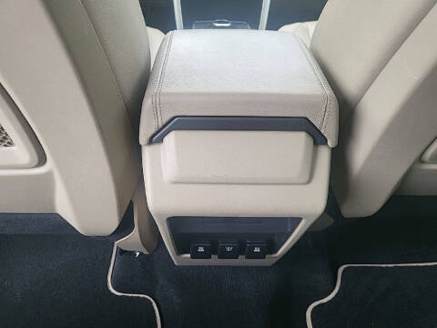 2017 Land Rover Discovery Sport HSE