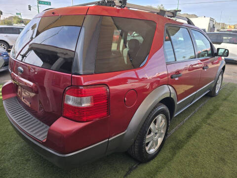 2005 Ford Freestyle SE