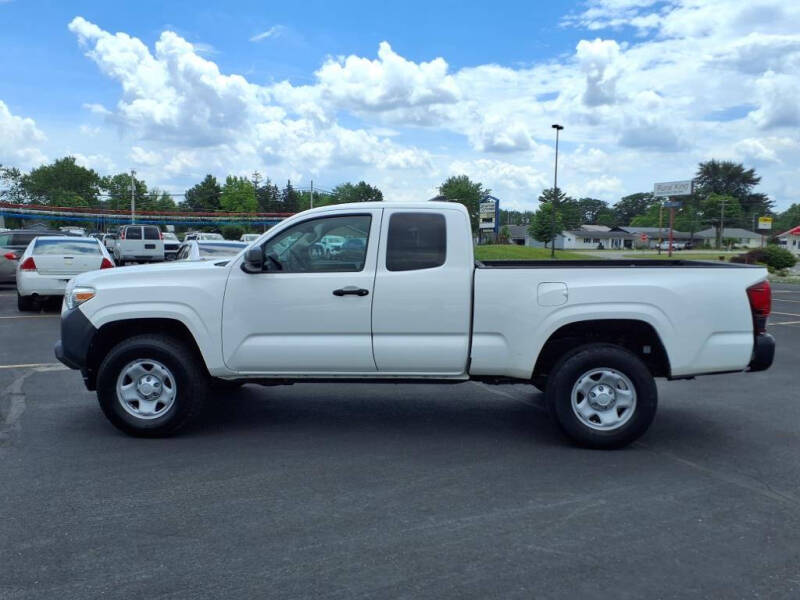 2019 Toyota Tacoma SR