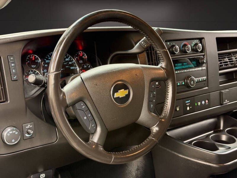 2021 Chevrolet Express 2500