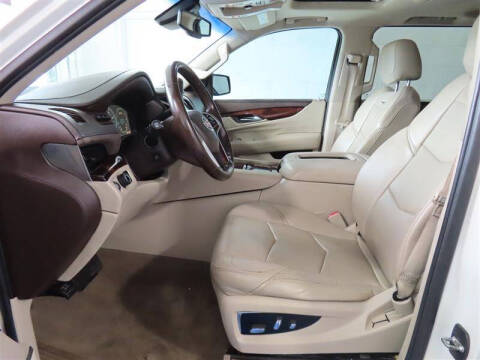 2015 Cadillac Escalade ESV Luxury
