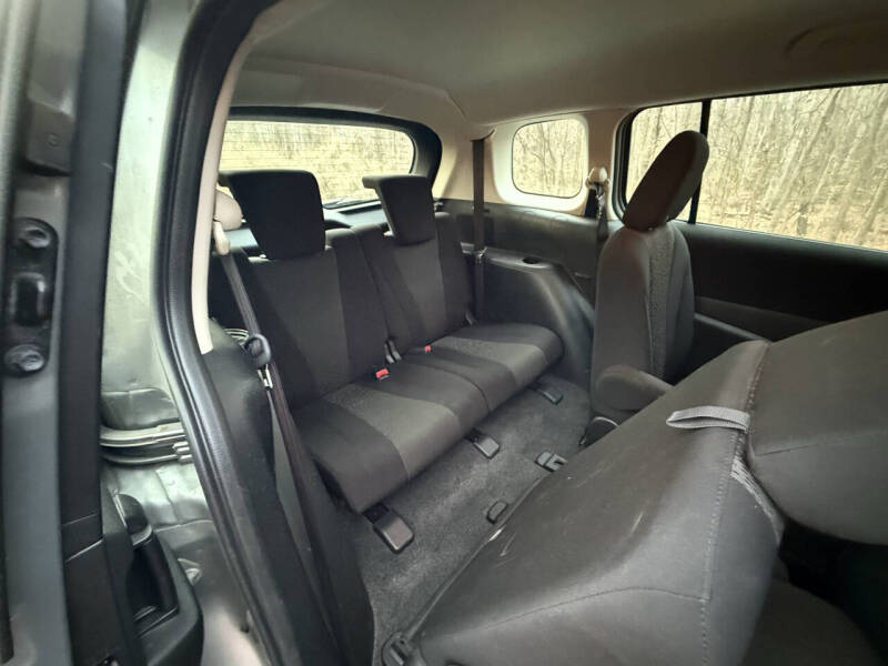 2012 Mazda MAZDA5 Sport