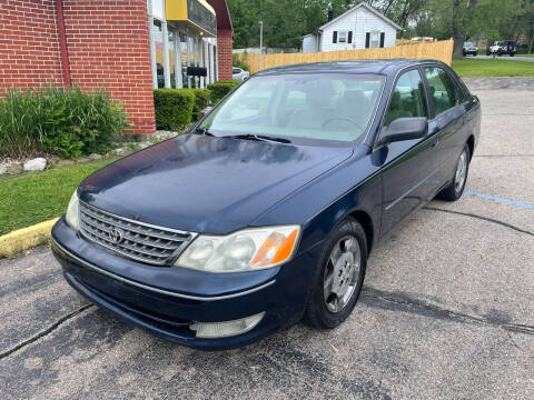 2003 Toyota Avalon for sale at Bronco Auto in Kalamazoo MI