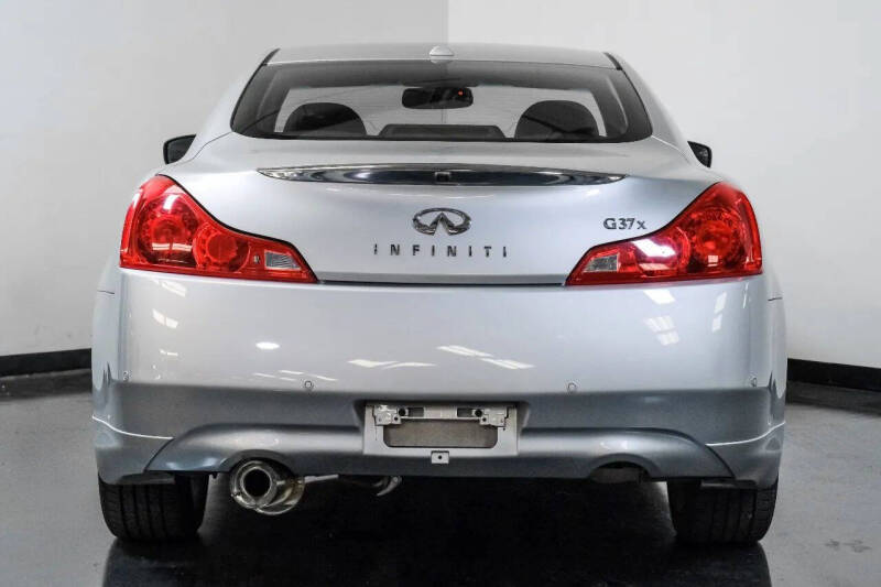 2010 Infiniti G37 Coupe x