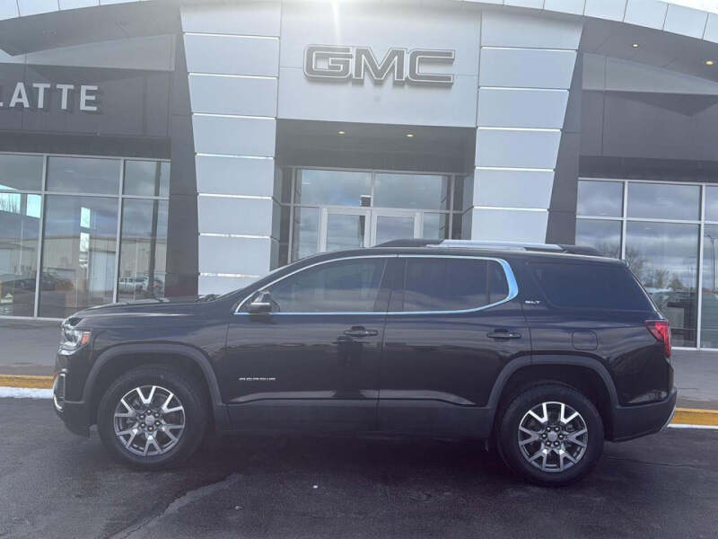 2023 GMC Acadia SLT
