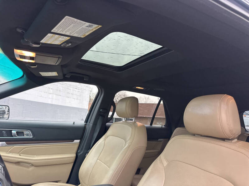 2017 Ford Explorer Limited