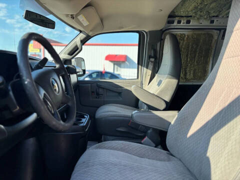 2017 Chevrolet Express 2500