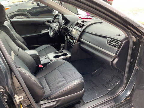 2013 Toyota Camry SE