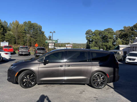 2020 Chrysler Pacifica Touring