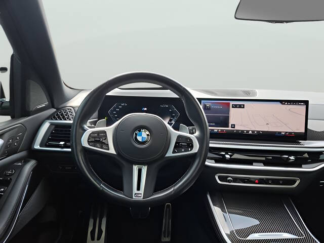 2024 BMW X5 M60i