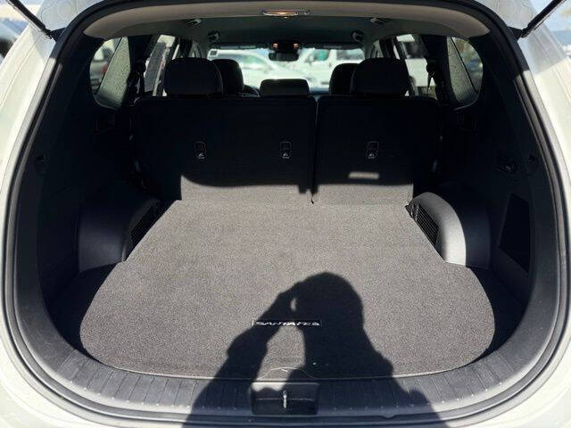 2023 Hyundai Santa Fe SE