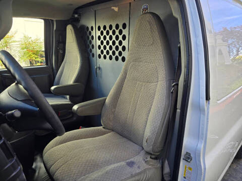 2016 Chevrolet Express 2500