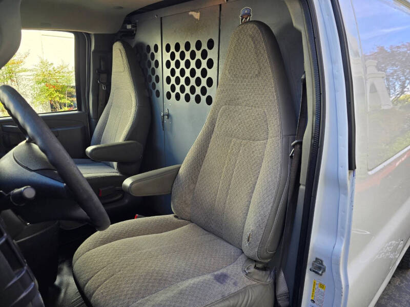 2016 Chevrolet Express 2500