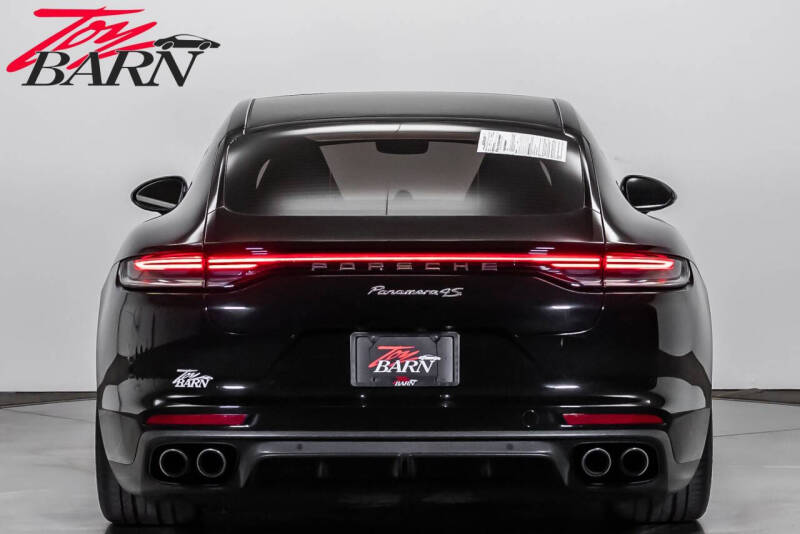 2022 Porsche Panamera 4S