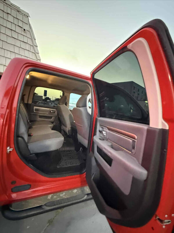 2017 RAM 1500 Big Horn