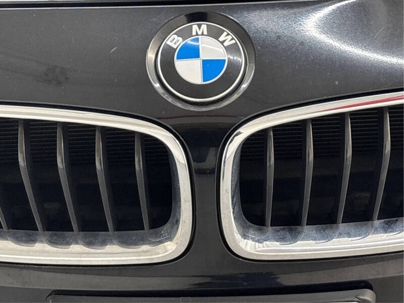 2018 BMW 3 Series 330i xDrive