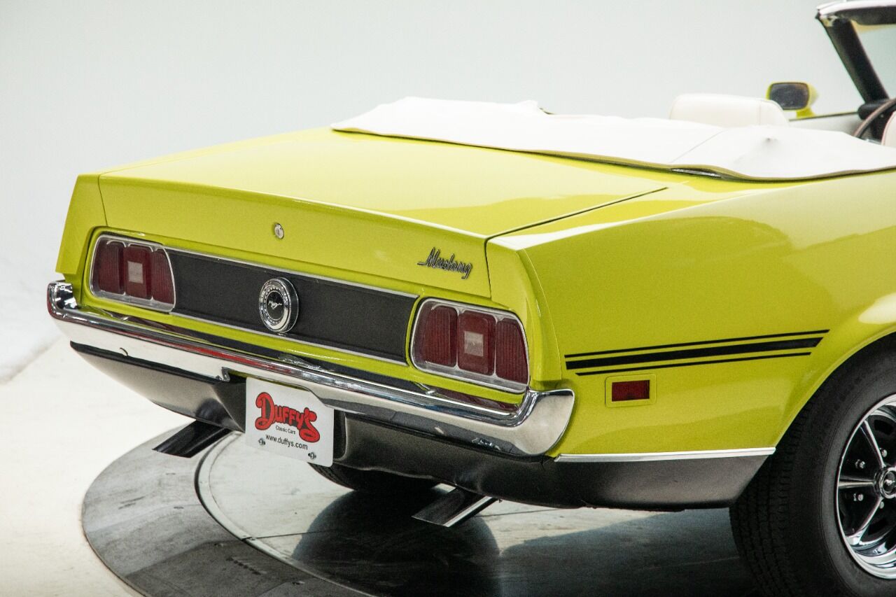 1972 Ford Mustang 14