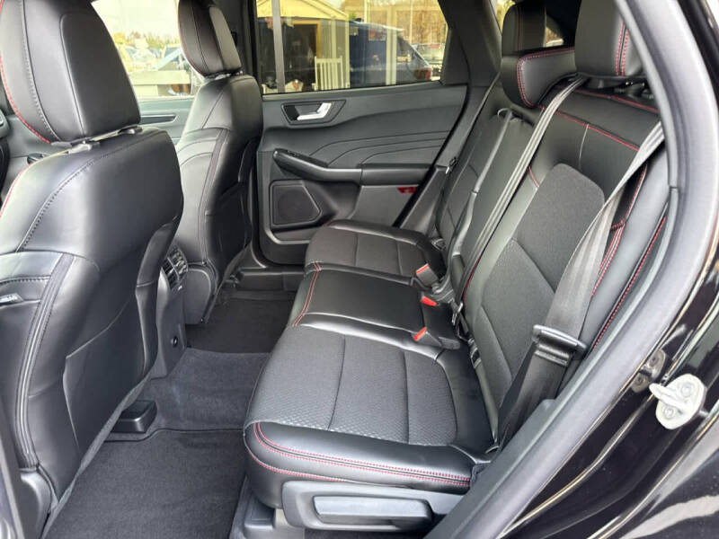 2026 Ford Escape ST-Line