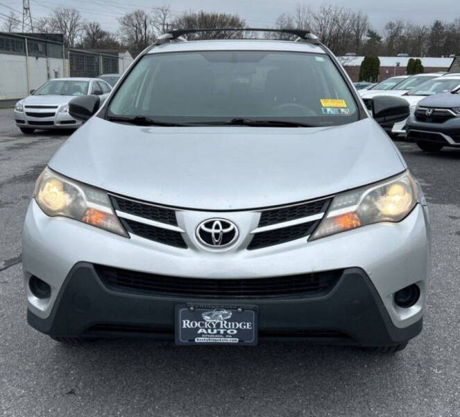 2014 Toyota RAV4 LE's photo