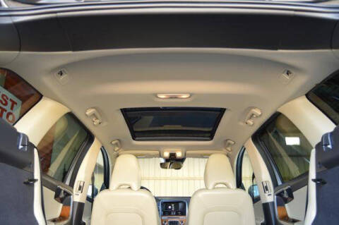 2017 Volvo XC60 T5 Inscription