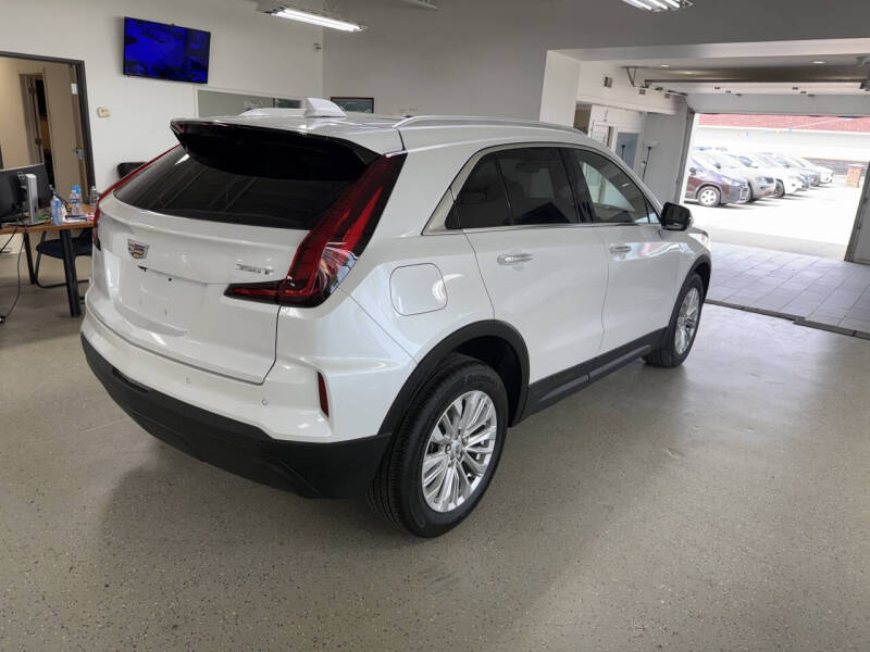 2024 Cadillac XT4 Luxury